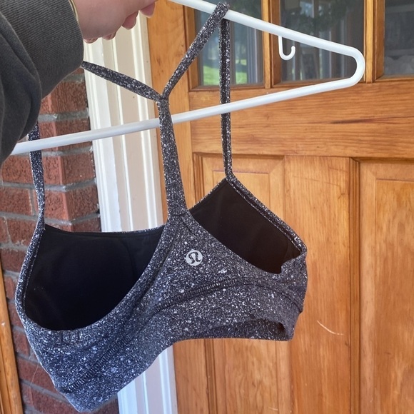Lululemon bra - Picture 2 of 3